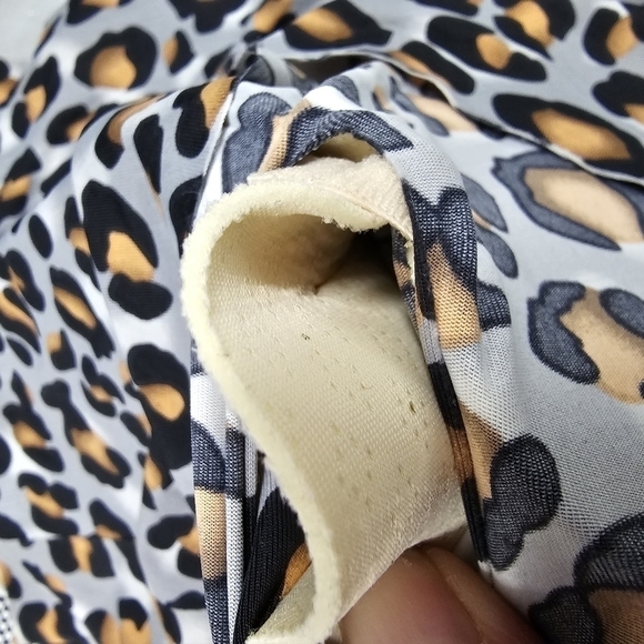 Leopard Print Seamless Bralette - Picture 4 of 4